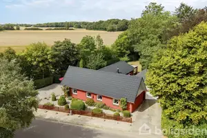 Villa på Tjennemarkevej 40, 4952 Stokkemarke
