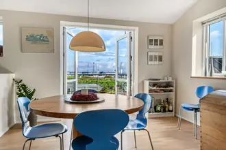 Villa på Strandvejen 8, 7600 Struer