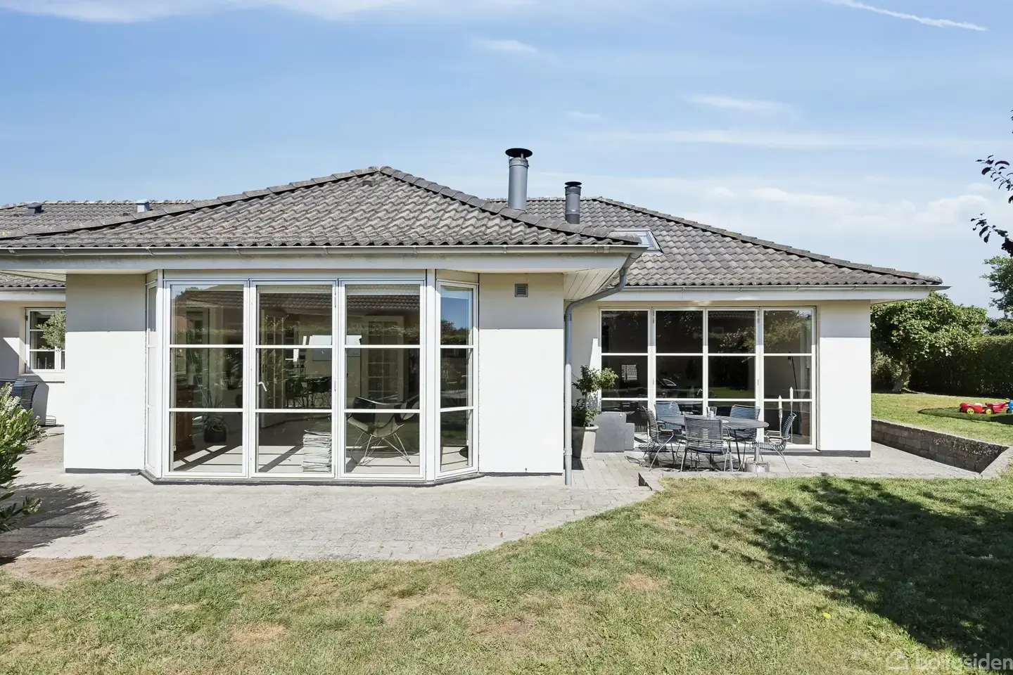 Ház, 191 m², telek 799 m²