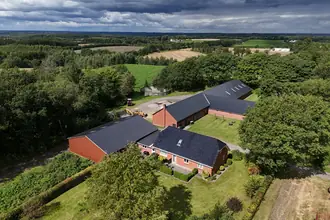 Villa på Højgårdvej 3, Højgård, 7323 Give
