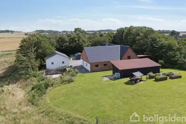 Landejendom på Lillemøllevej 33, 9500 Hobro