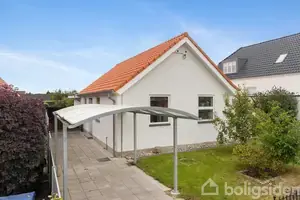 Villa på Anne Maries Allé 8, 5250 Odense SV