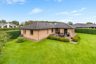 Villa på Steensgårdsvej 1, Nr Felding, 7500 Holstebro