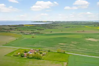 Villa på Lindhøjvej 3, Vistoft, 8420 Knebel
