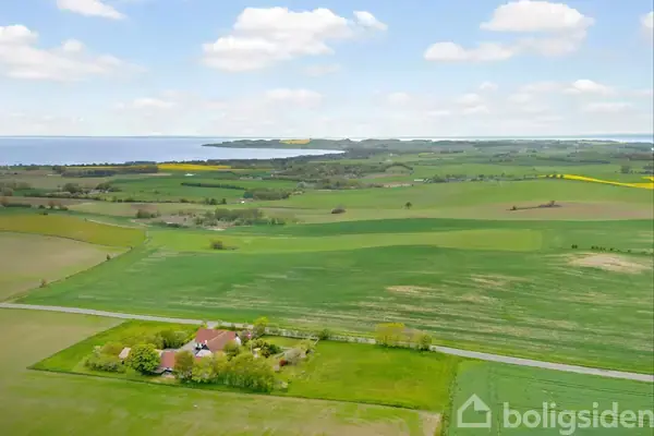 Villa på Lindhøjvej 3, 8420 Knebel