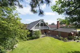 Villa på Kirketoft 60, Asp, 7600 Struer