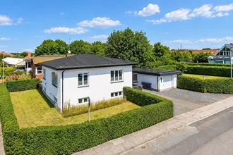 Villa på Løvetandsvej 1, 8930 Randers NØ