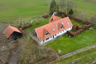 Landejendom på Østerhedenvej 45, Sæsing, 9830 Tårs