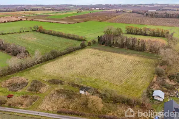 Helårsgrund på Dæmningsvej 25, 4840 Nørre Alslev