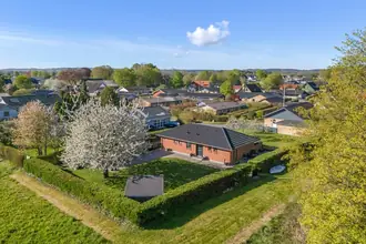 Villa på Gyldenstjernevej 6, Flauenskjold, 9330 Dronninglund