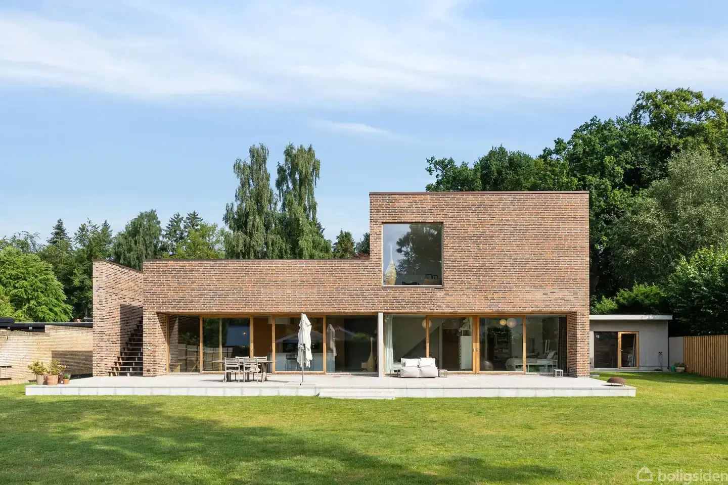 En kærlig skideballe til pyntesygen og al staffagen …