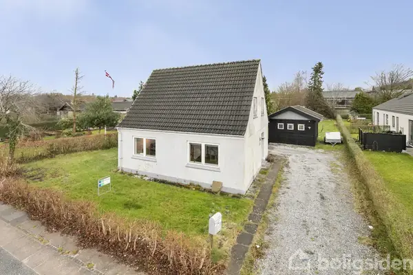 Villa på Tolstrupvej 64, 9700 Brønderslev