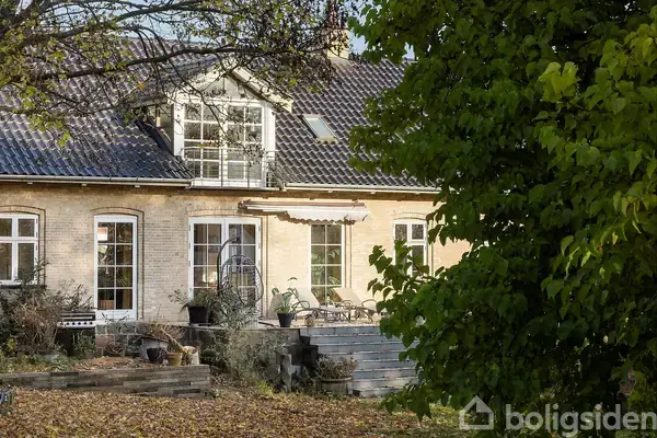 Landejendom på Kalundborgvej 22, 4540 Fårevejle