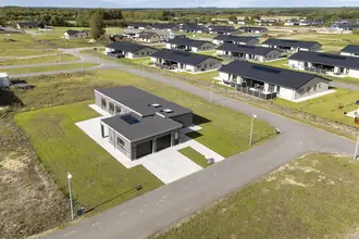 Villa på Hedelunden 34, 7330