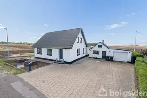 Villa på Hallundvej 260, 9700 Brønderslev