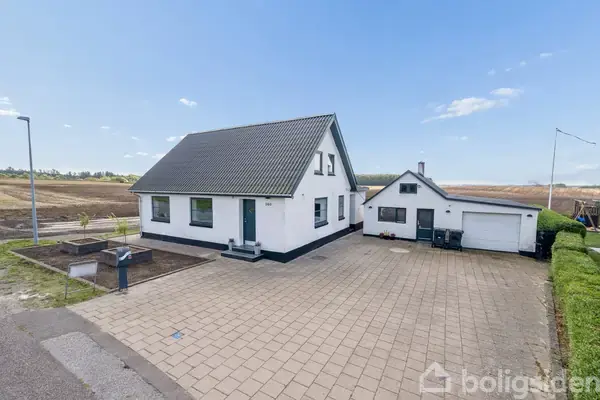 Villa på Hallundvej 260, 9700 Brønderslev