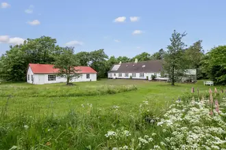 Landejendom på Hedegårdsvej 25, Em, 9760 Vrå