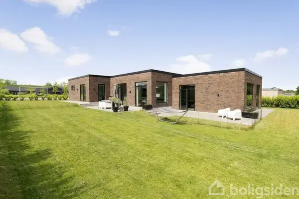 Villa på Serinedalen 65, 8340 Malling