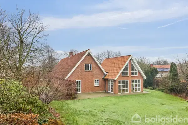 Villa på V Vedsted Byvej 9, 6760 Ribe