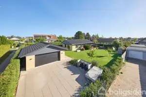 Villa på Halmøvænget 40, 8381 Tilst