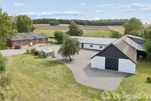 Landejendom på Munkebovej 41, 8983 Gjerlev J