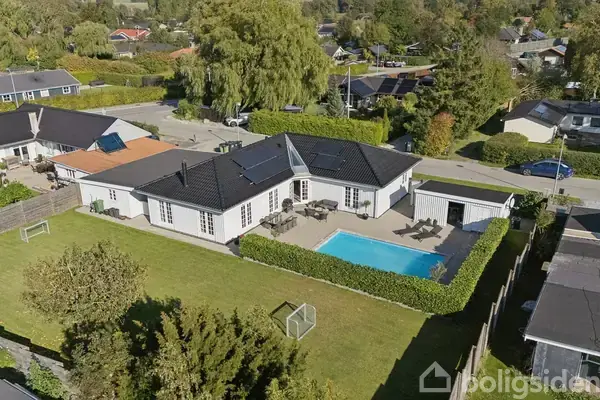 Villa på Gøgevej 4, 4040 Jyllinge