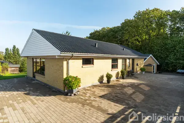 Villa på Ellevej 10, 7442 Engesvang