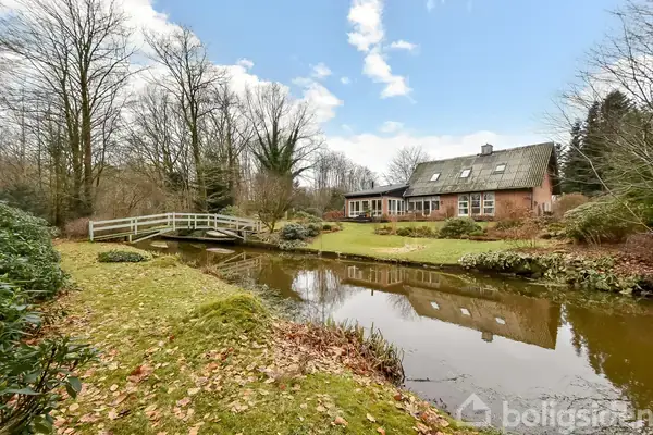 Villa på Skjernvej 121, 6933 Kibæk