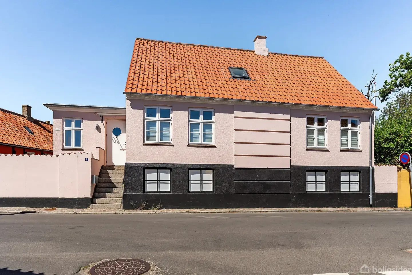 Moderniseret villa i Svaneke - tæt på alt det hyggelige