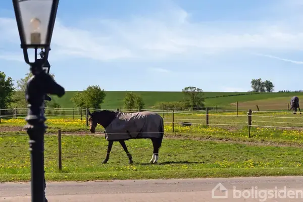 Landejendom på Ballesvej 3, 8940 Randers SV