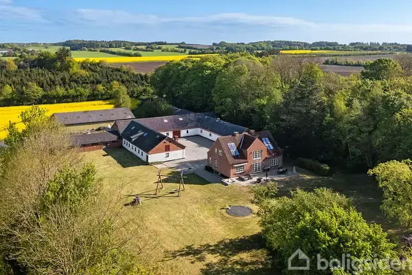 Landejendom på Laenvej 60, 8586 Ørum Djurs