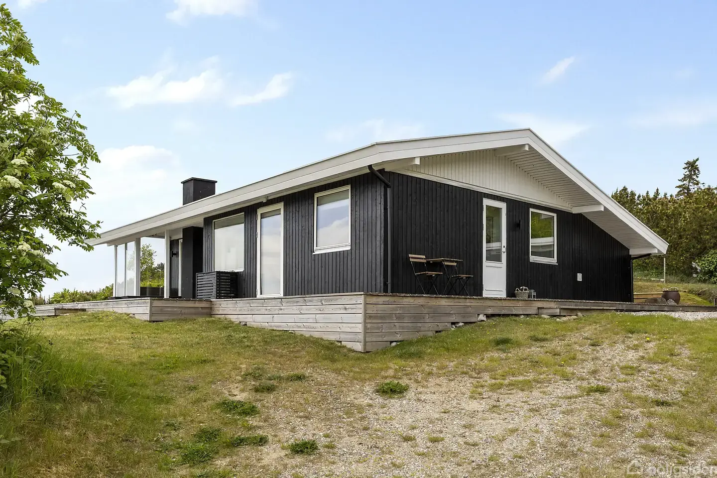 Velrenoveret fritidshus med panoramaudsigt over Aarhus Bugten - Widok 5