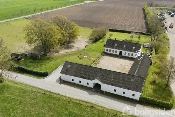 Landejendom på Mosegårdsvej 1, 5683 Haarby