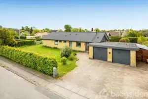 Villa på Helgesvej 1, 7080 Børkop