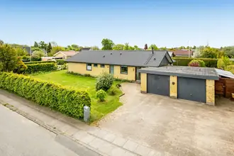 Villa på Helgesvej 1, 7080 Børkop