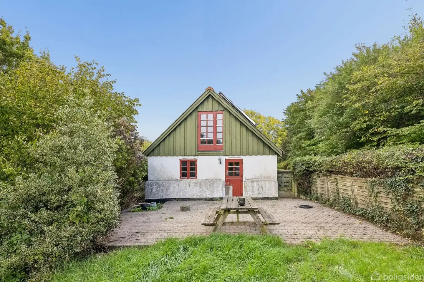 Villa på Bykrogen 5, 8420 Knebel
