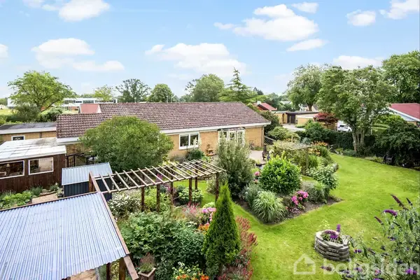 Villa på Stensgårdsvej 10, 5620 Glamsbjerg