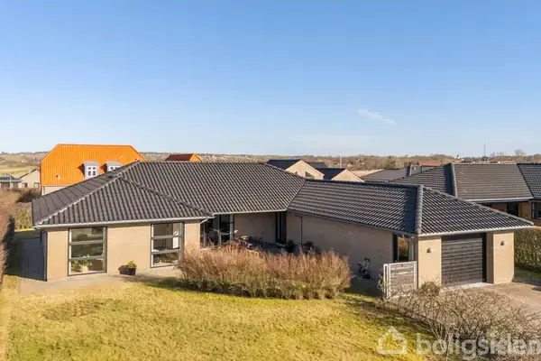 Villa på Tårnfalkevej 14, 7620 Lemvig