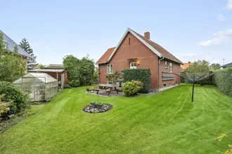 Villa på Skovvej 44, 5800 Nyborg