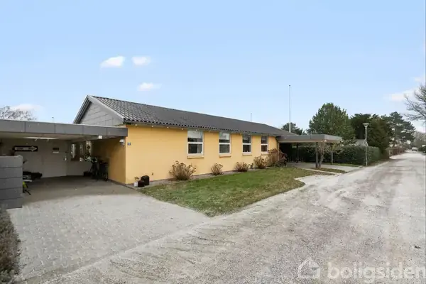 Villa på Elyriavej 12, 8240 Risskov