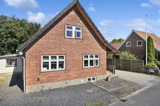 Villa på Tjørne Alle 6, Vejrup, 6740 Bramming