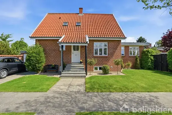 Villa på Carstensens Alle 33, 6705 Esbjerg Ø