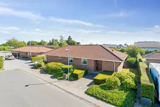 Villa på Lerbjerg 4, 8381 Tilst
