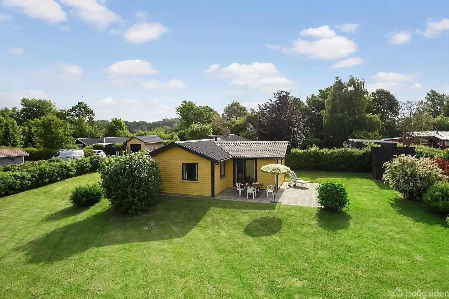 Et meget velholdt og hyggeligt lille sommerhus