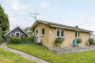 Fritidshus på Ålebakkevej 1, Varbjerg, 5464 Brenderup Fyn
