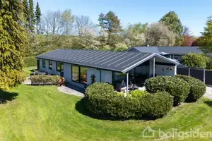Villa på Skovvangsvej 25, 8450 Hammel