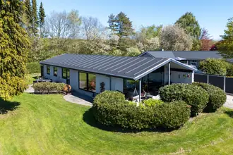 Villa på Skovvangsvej 25, 8450 Hammel