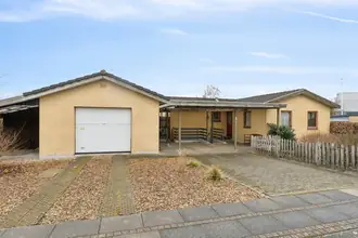 Villa på Ribesvej 3, 7470 Karup J