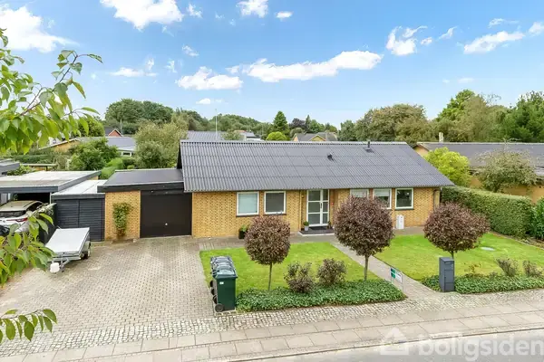 Villa på Toftevej 6, 6051 Almind