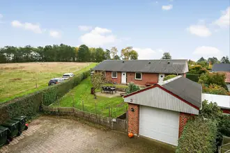 Villa på Bybjergvej 3, 8961 Allingåbro